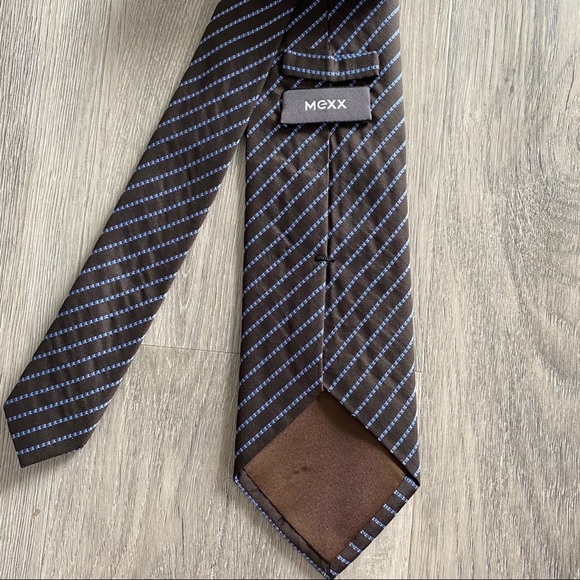 Mexx Black/Blue Striped Silk Men's Tie - Picture 3 of 4